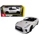 Burago 1/24 Nissan GT-R bianco perla del 2017
