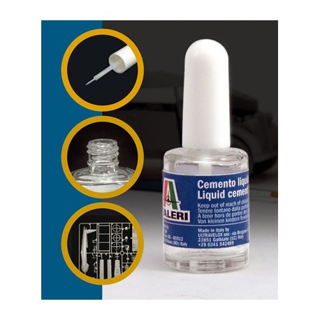 Italeri Cemento Liquido per plastica 15ml fine brush