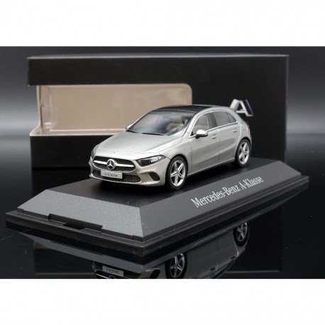 Mercedes-Benz A-Class (W177) argento metallizzato Herpa 1:43