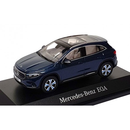 Mercedes-Benz CLA Shooting Brake AMG Line X118 bianco 1:43