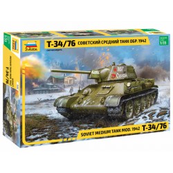 Kit  Carro Armato Sovietico Zvezda 1:35 Soviet Medium Tank Mod. 1942 T-34/76